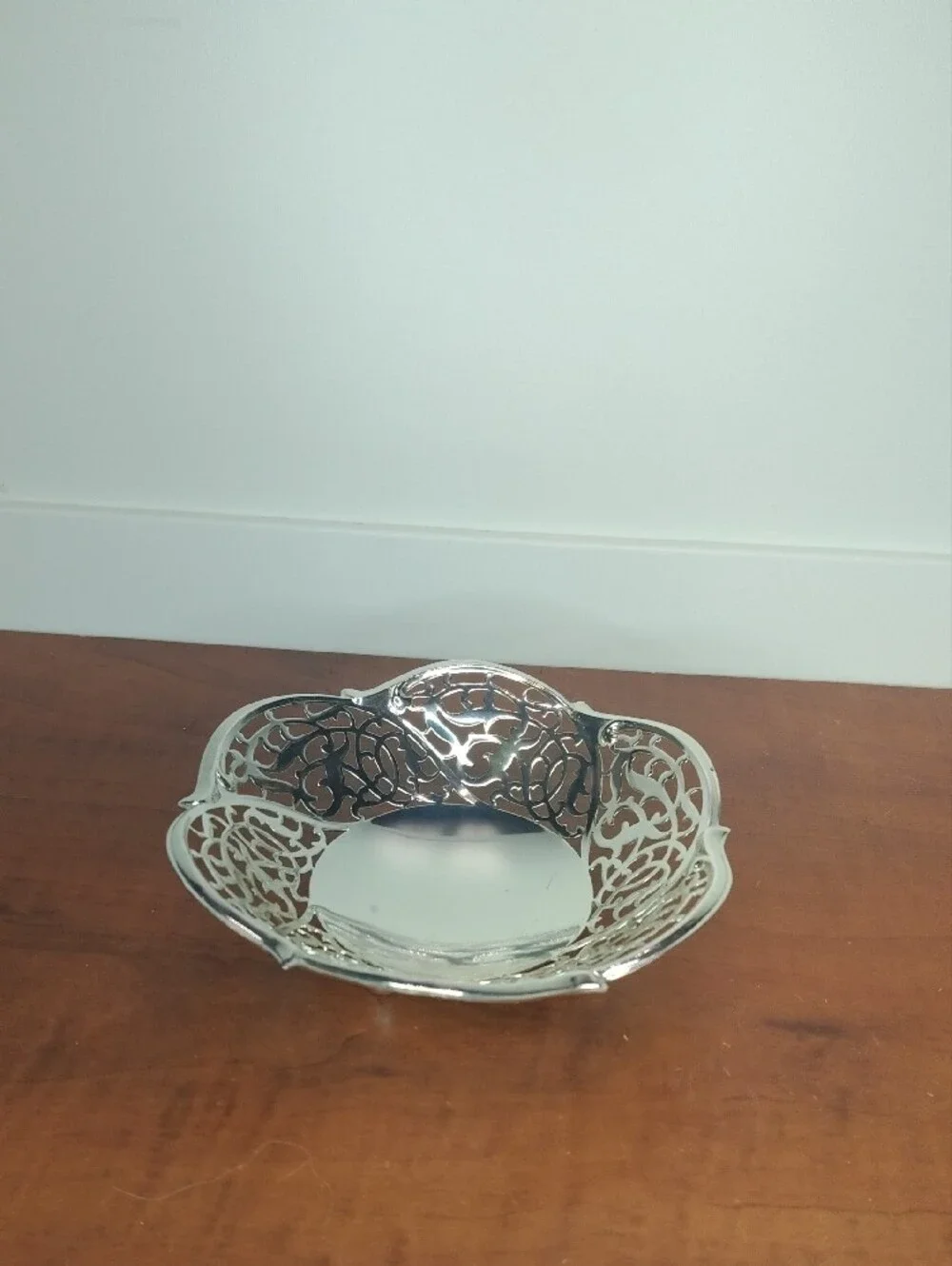 N/A elegant silver